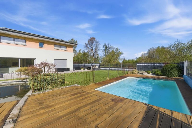 Exklusives Wohnen direkt am Golfplatz - Gehobenes Einfamilienhaus - Keller, Pool, Teich & PV-Anlage /  / 1220&nbsp;Wien / Bild 9